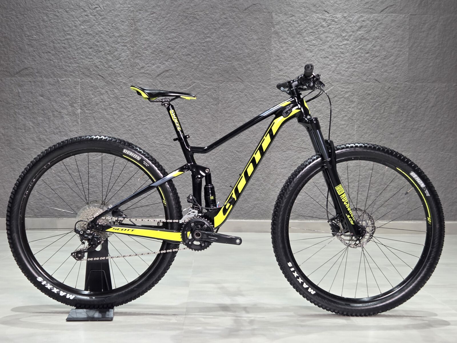 SCOTT SPARK 970 (S) **Shimano-Rockshox** | Dual Suspension