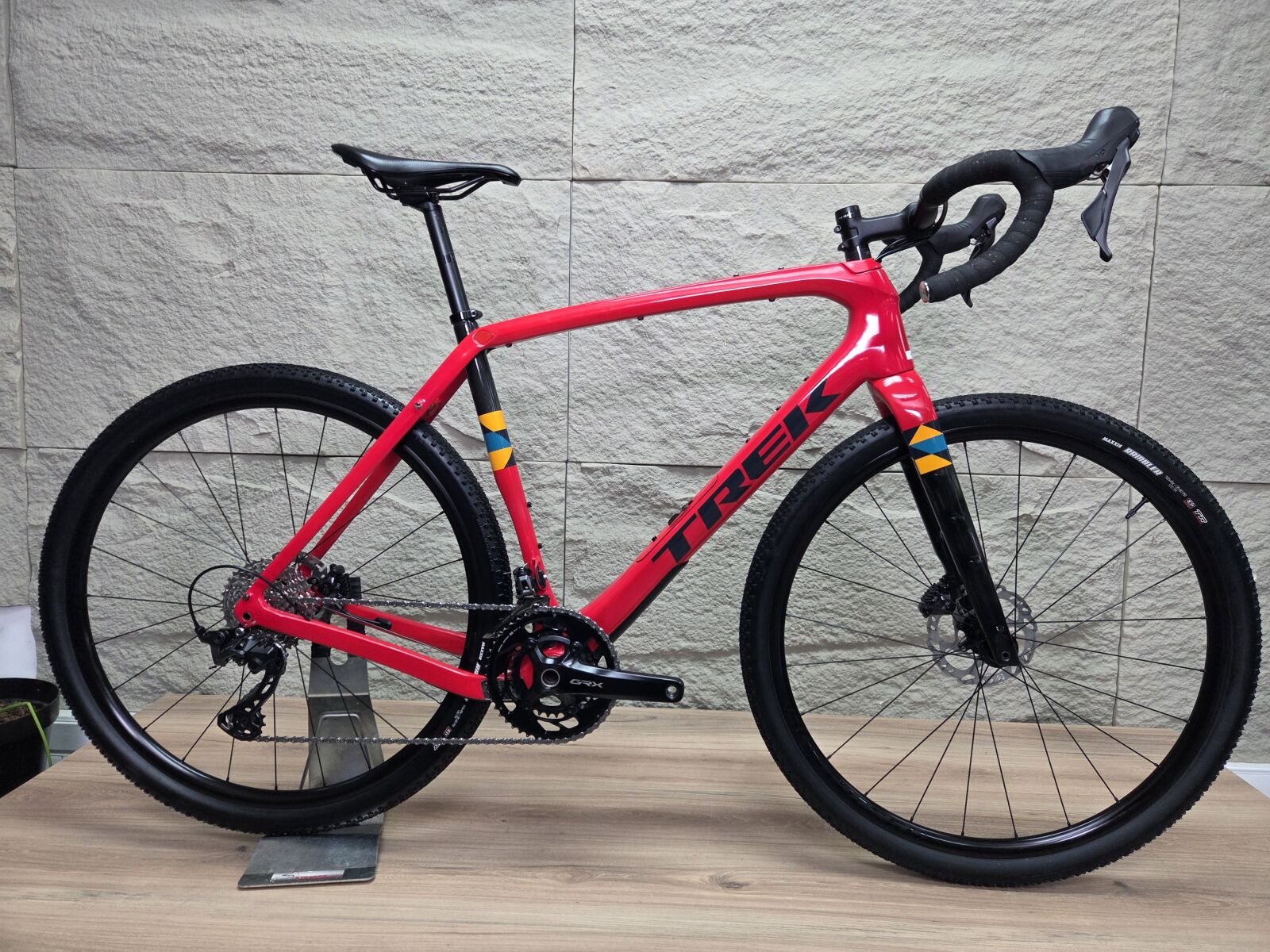 TREK CHECKPOINT SL5 (XL) | Gravel Bikes | Bike Hub