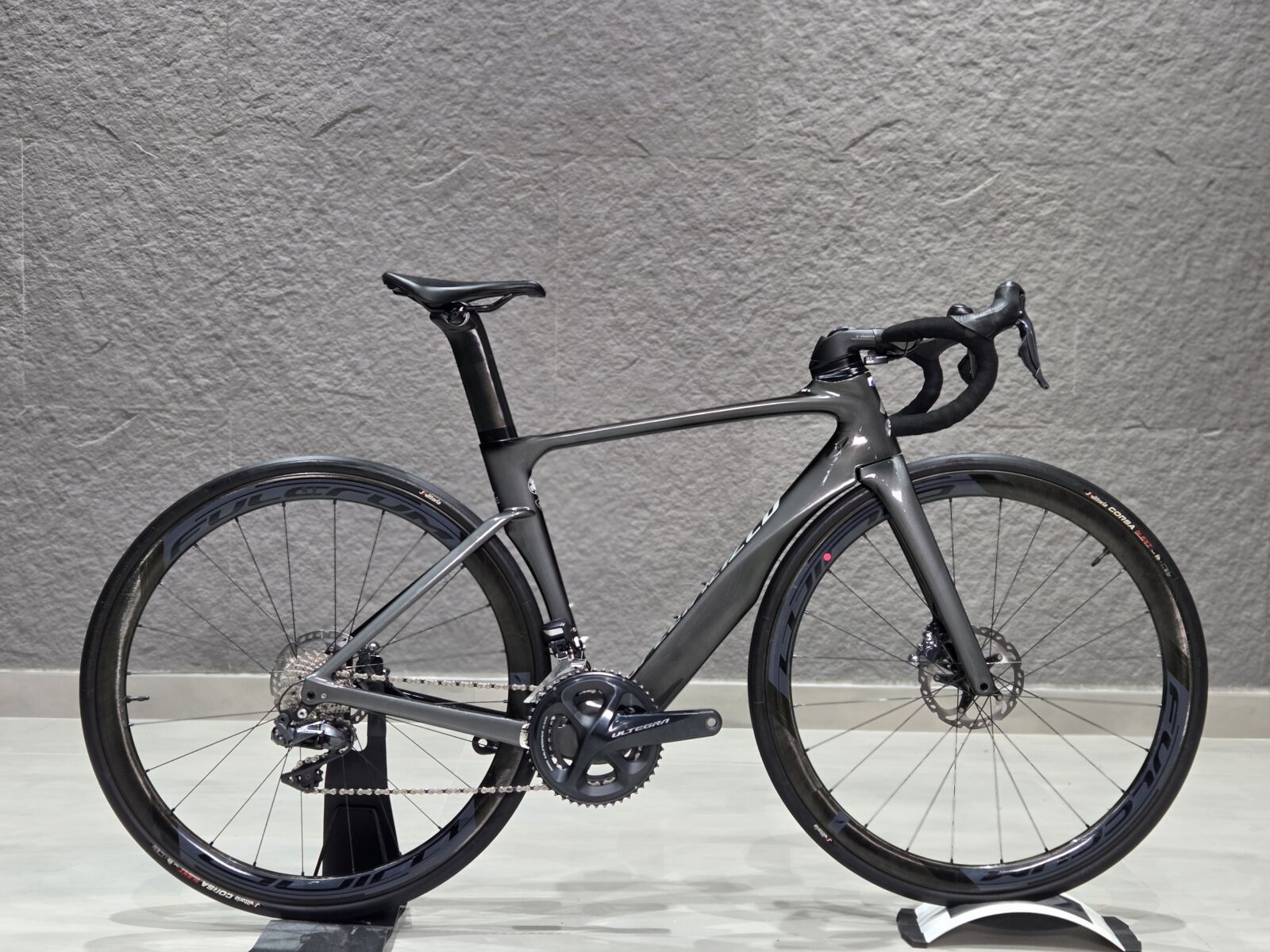 SPECIALIZED VENGE VIAS (52cm) *Carbon+Wheels-Di2* | Road Bikes