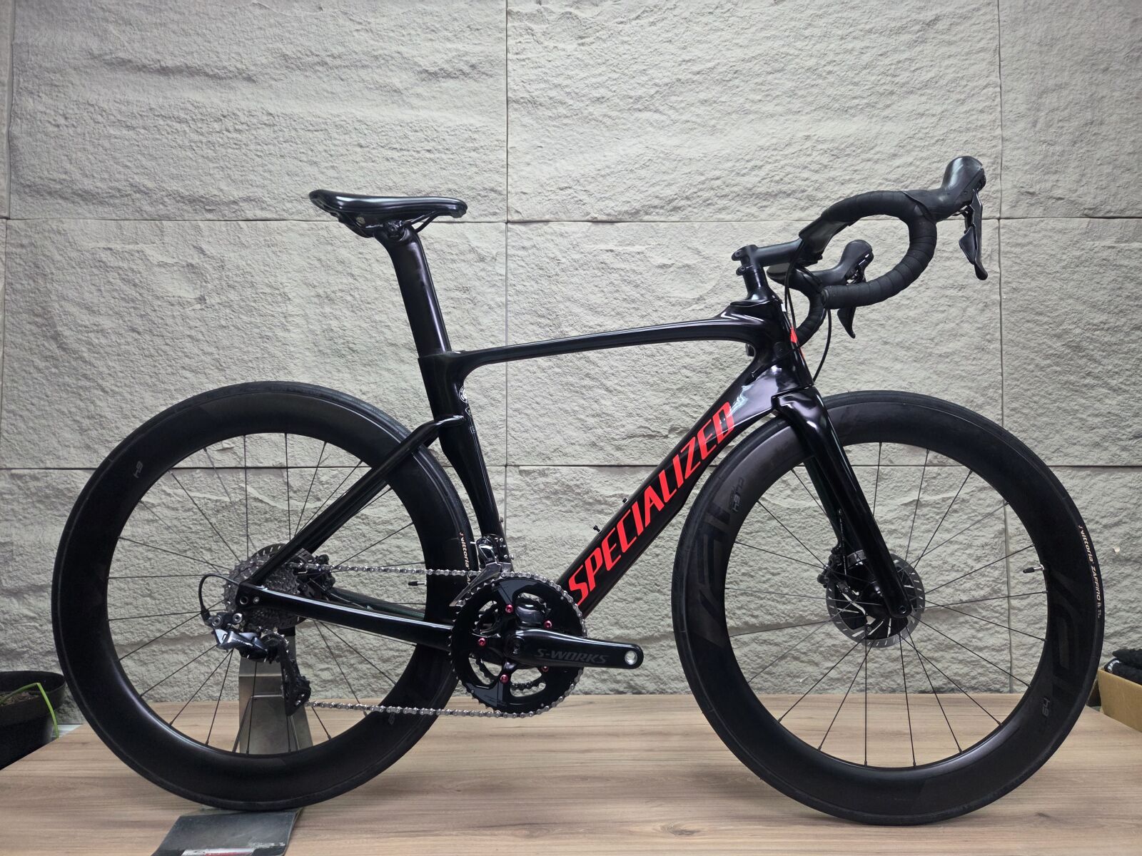 SPECIALIZED VENGE PRO DISC (54cm) **Carbon+Wheels* | Road Bikes
