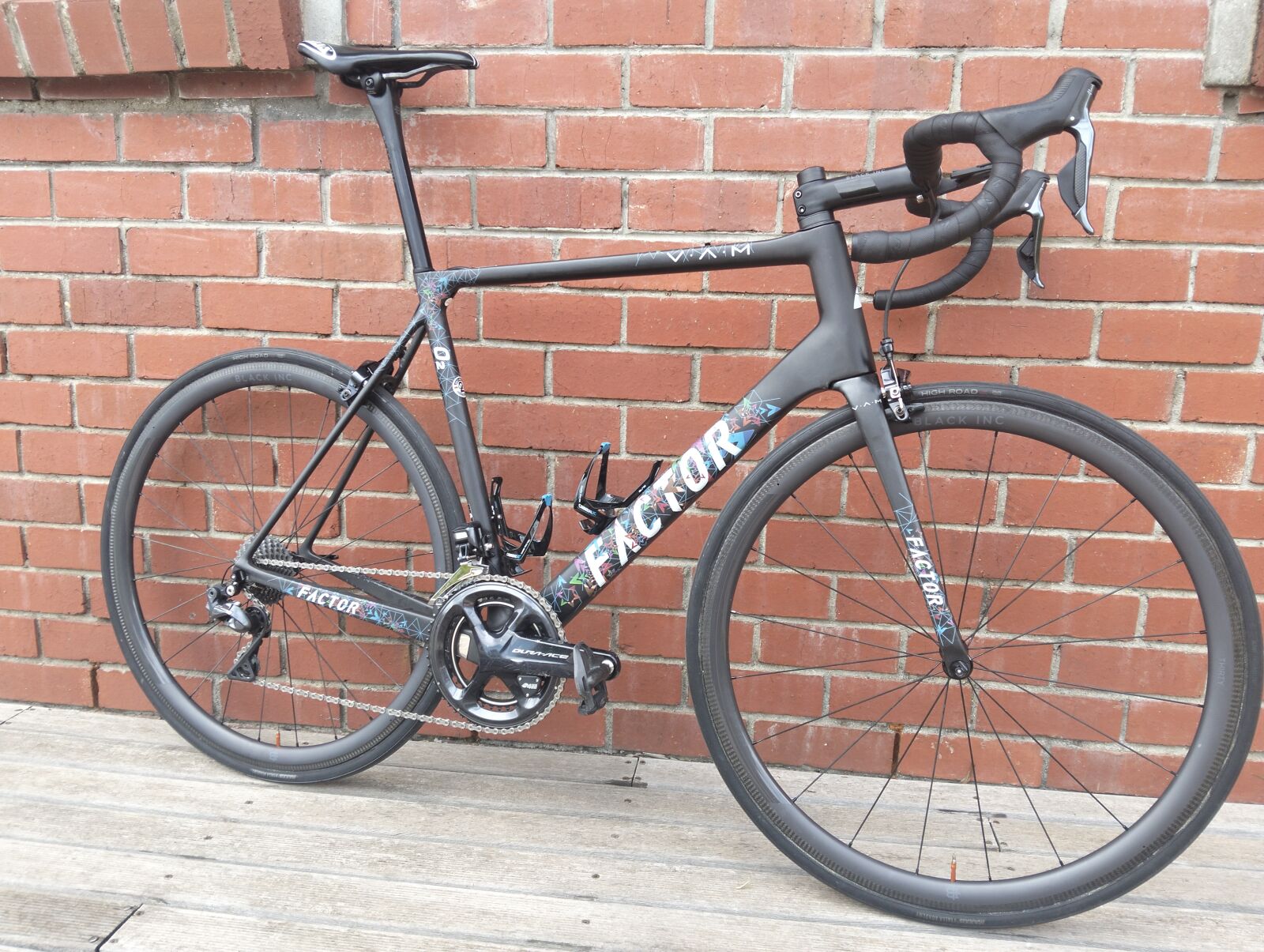 Factor O2 VAM Rim brake - 6.85kg - Team edition | Road Bikes | Bike Hub