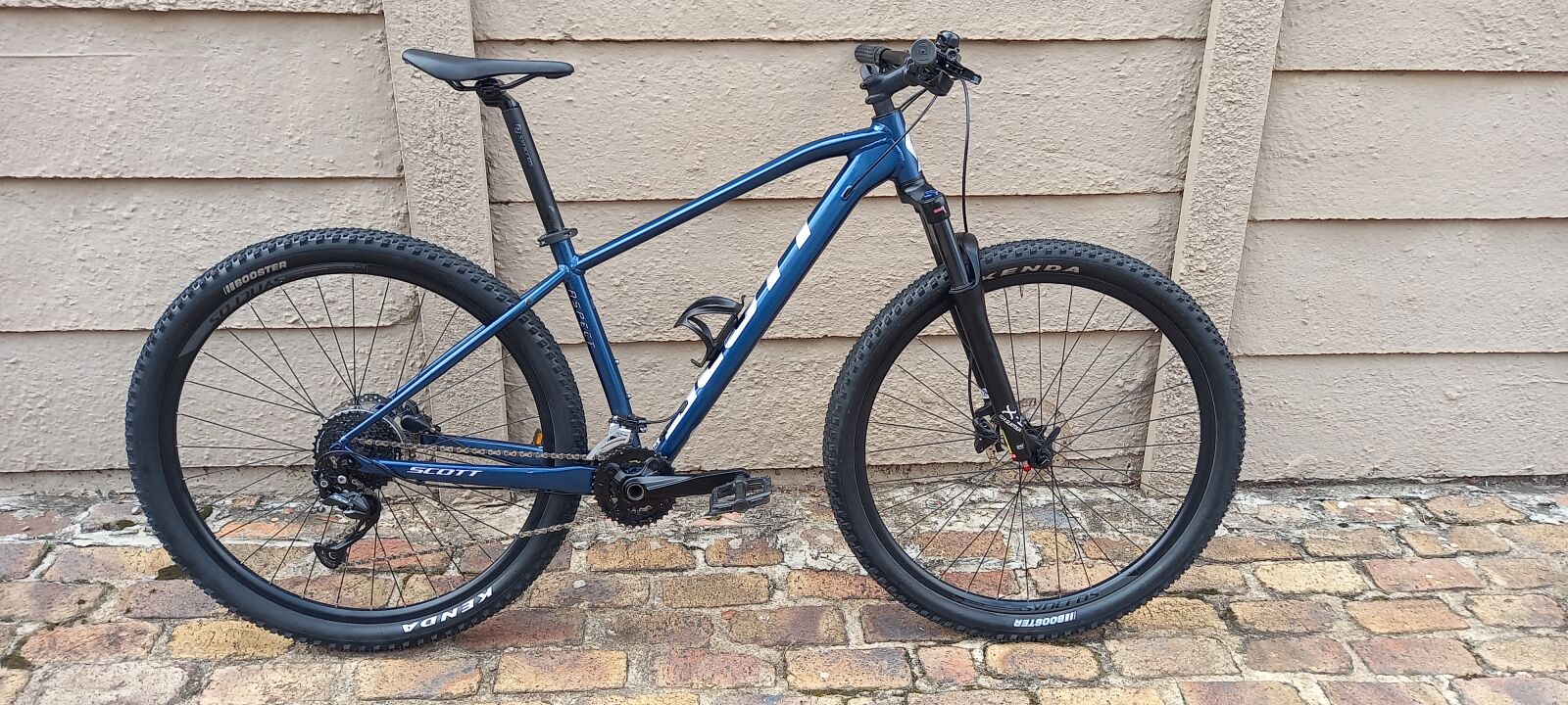 Scott Aspect 940 MTB and BuzzRack Bike Carrier | Hardtail Mountain