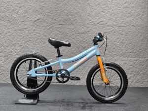 Giant Defy Aluxx 1 (ML) **11SPD-105** | Road Bikes | Bike Hub