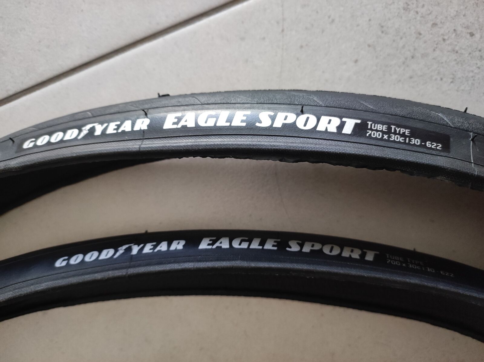 2x Goodyear Eagle Sport 700x30C tyres (Brand new) | Road Bike