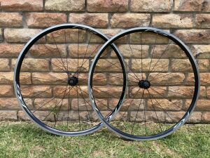 Shimano WH-R535 | Road Bike Wheels | Bike Hub