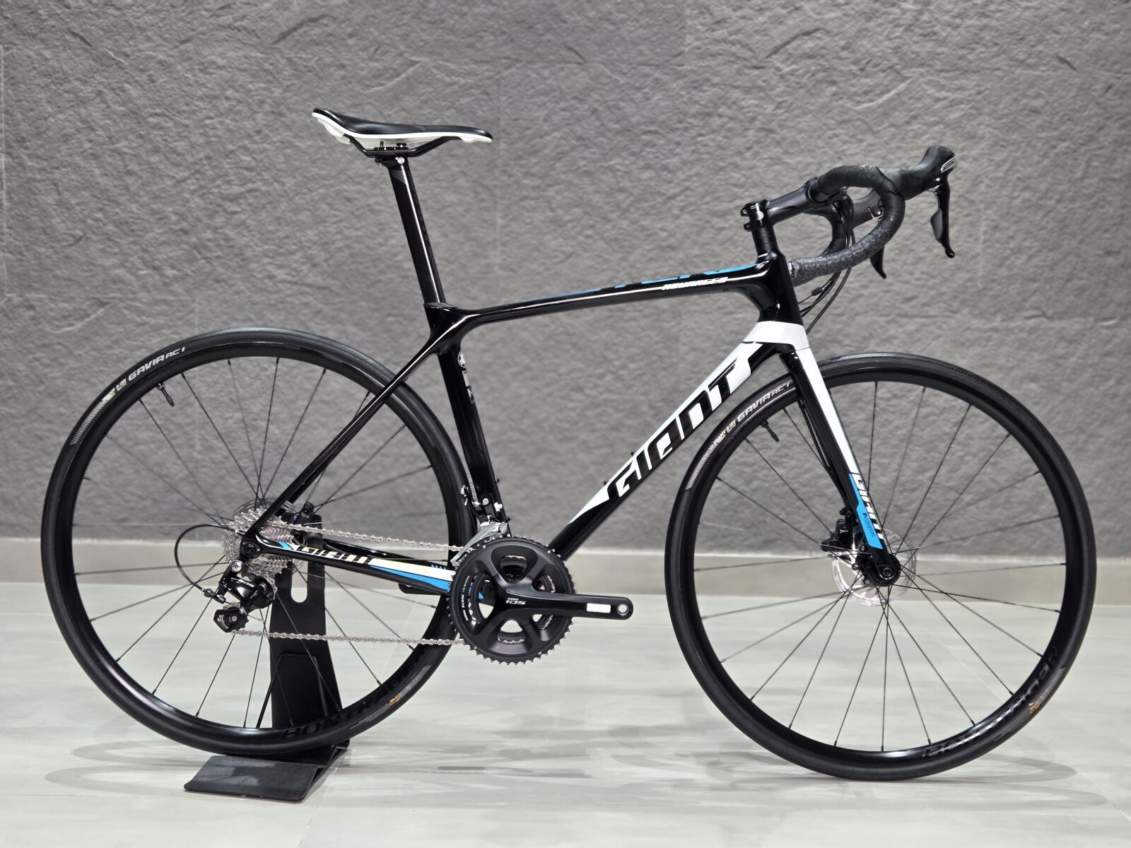 GIANT TCR ADVANCED 2 (M) SOLD** | Road Bikes | Bike Hub