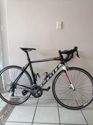 Scott Speedster | Road Bikes | Bike Hub