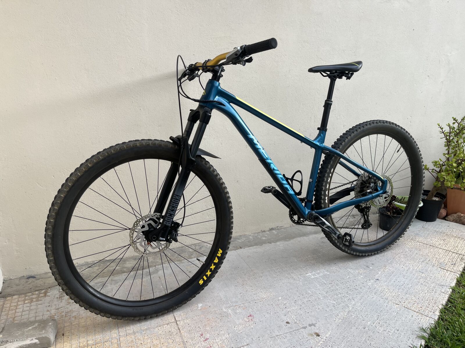 Merida Big Trail 400 29er | Hardtail Mountain Bikes | Bike Hub