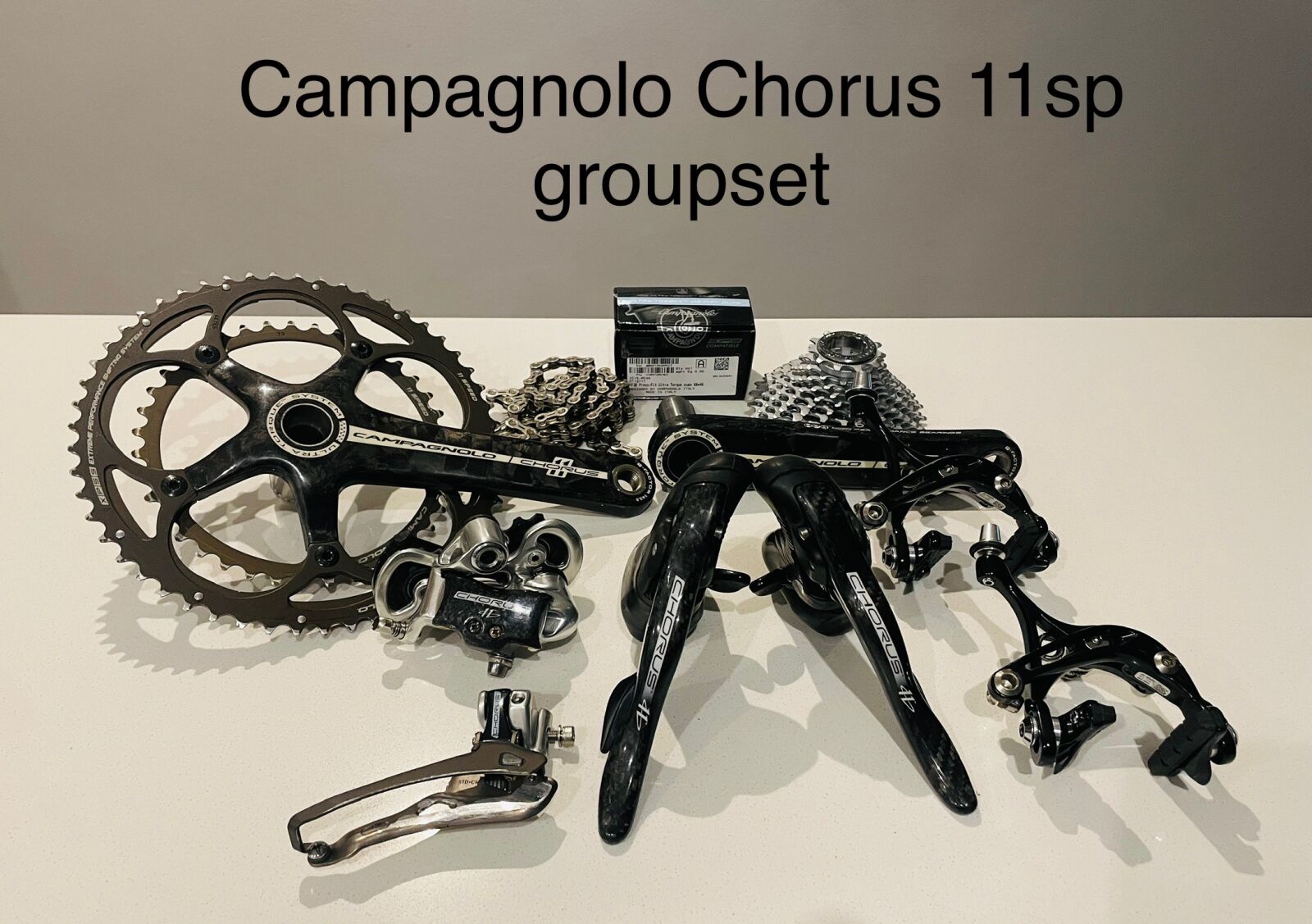 Great deal - Campagnolo Chorus 11sp - Rim brake | Complete