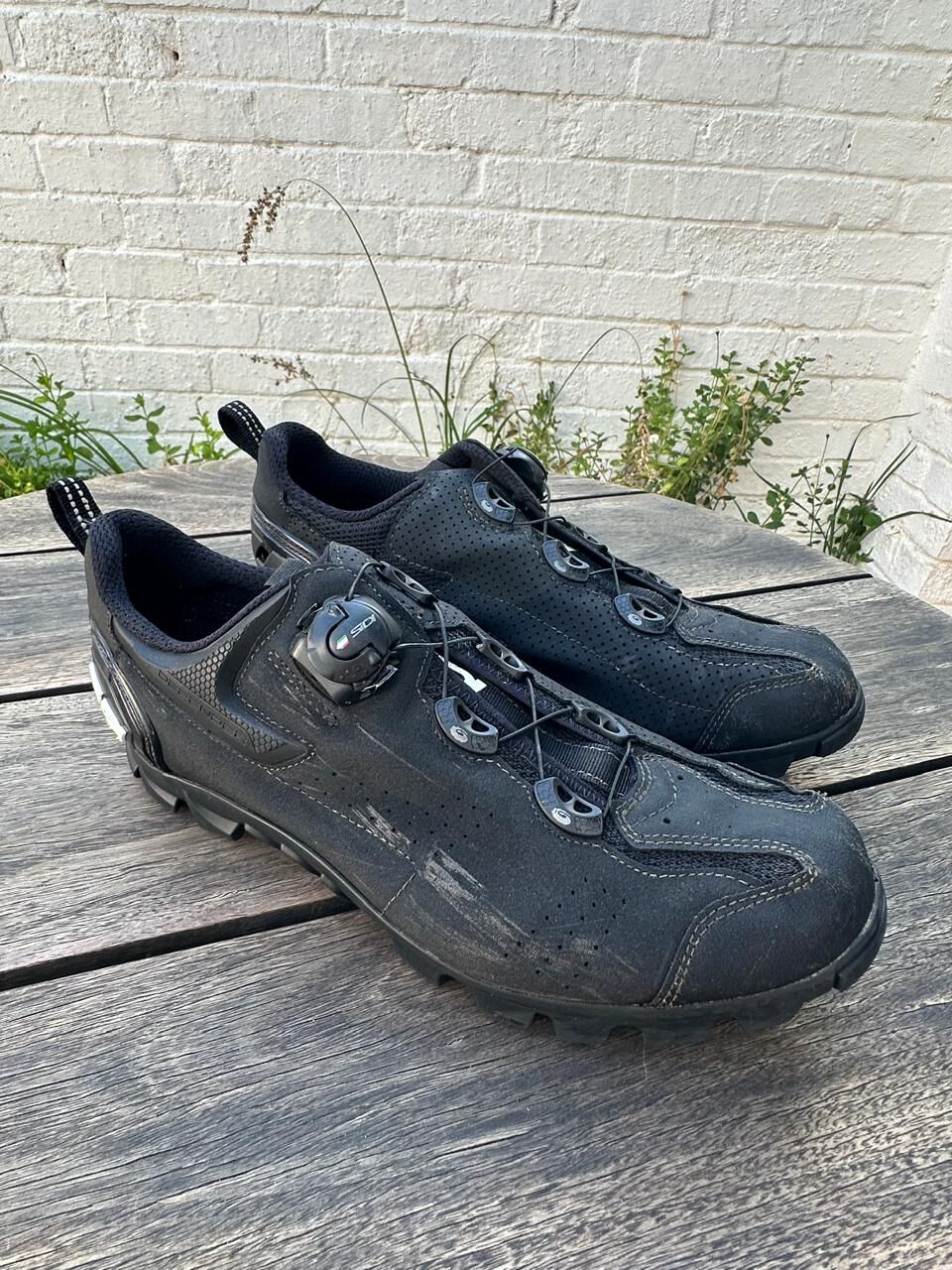 SIDI Defender 20 - MTB or Gravel Shoes | Shoes | Bike Hub