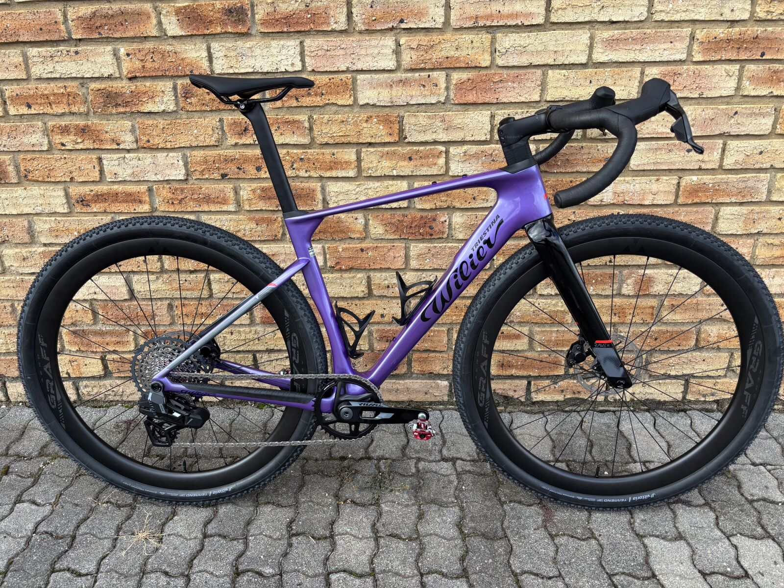 New Wilier Rave SLR ID2 Rival XPLR | Gravel Bikes | Bike Hub