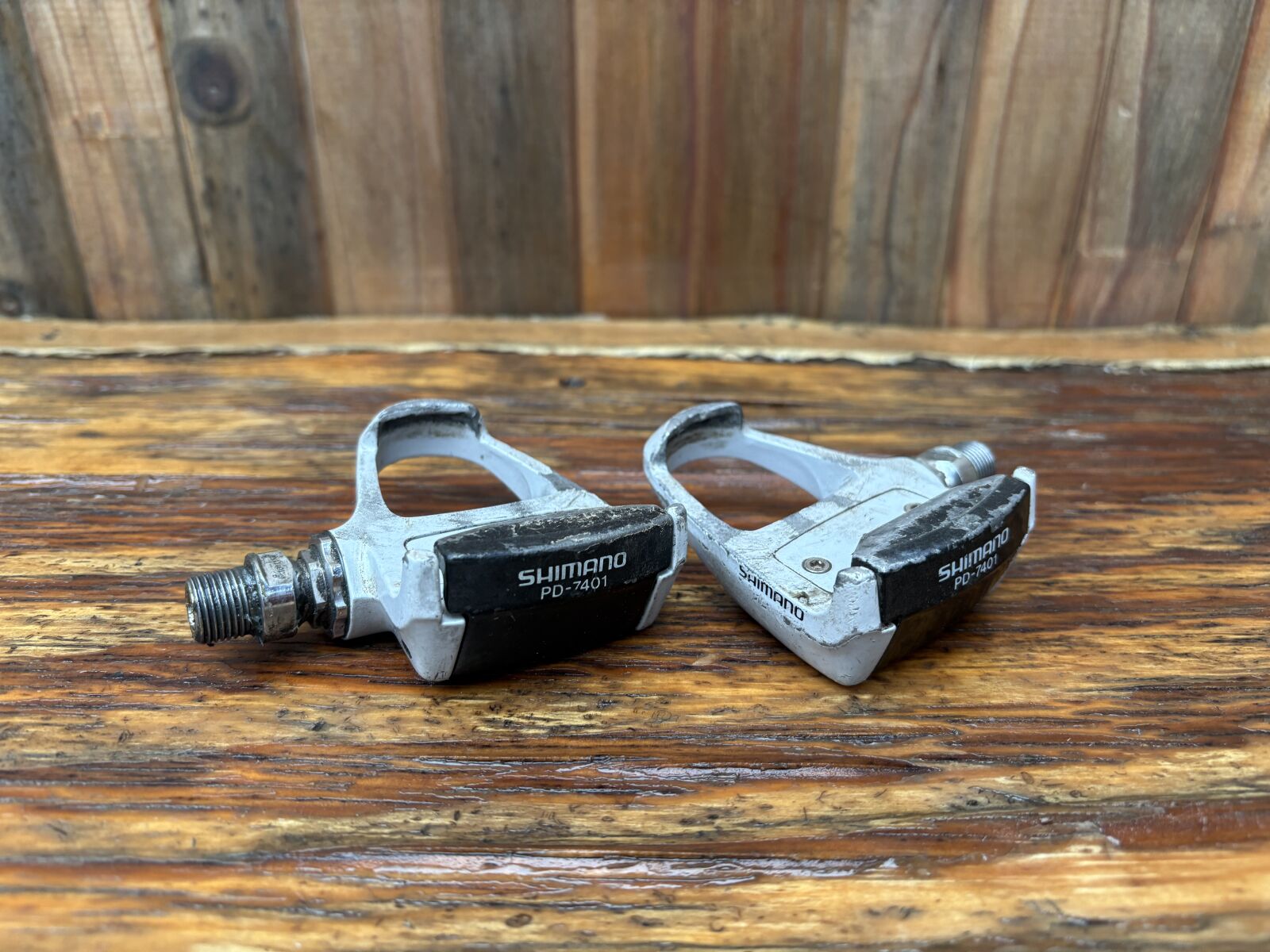 Shimano SPD PD-7401 Grey Road Pedals | Pedals | Bike Hub