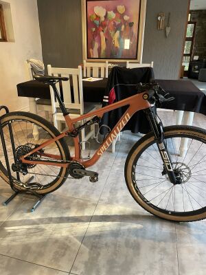 TREK Top Fuel 9.8 Teal (M-L) | Dual Suspension Mountain Bikes