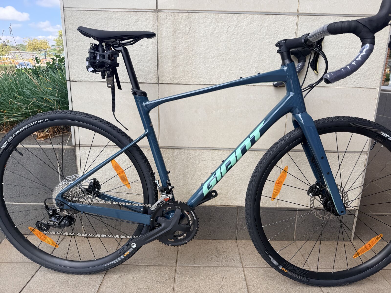Giant Revolt 1 | Gravel Bikes | Bike Hub