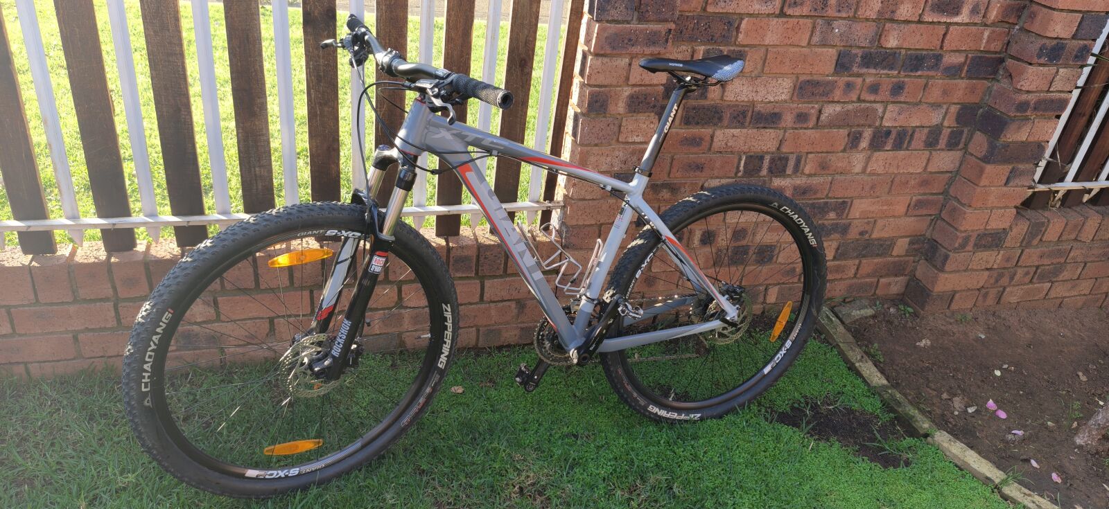 Giant ALUXX SL FLUIDFORM | Hardtail Mountain Bikes | Bike Hub