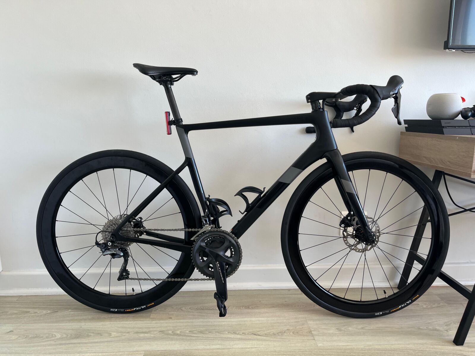 Cannondale Supersix Evo | Road Bikes | Bike Hub