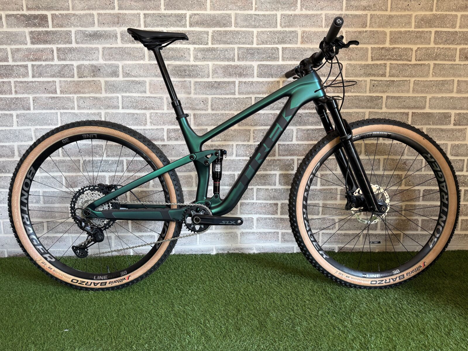Trek Top Fuel 9.8 M/L - Demo | Dual Suspension Mountain Bikes