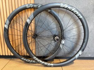 PRO Textreme Carbon Tubular Disc Wheel | Road Bike Wheels | Bike Hub