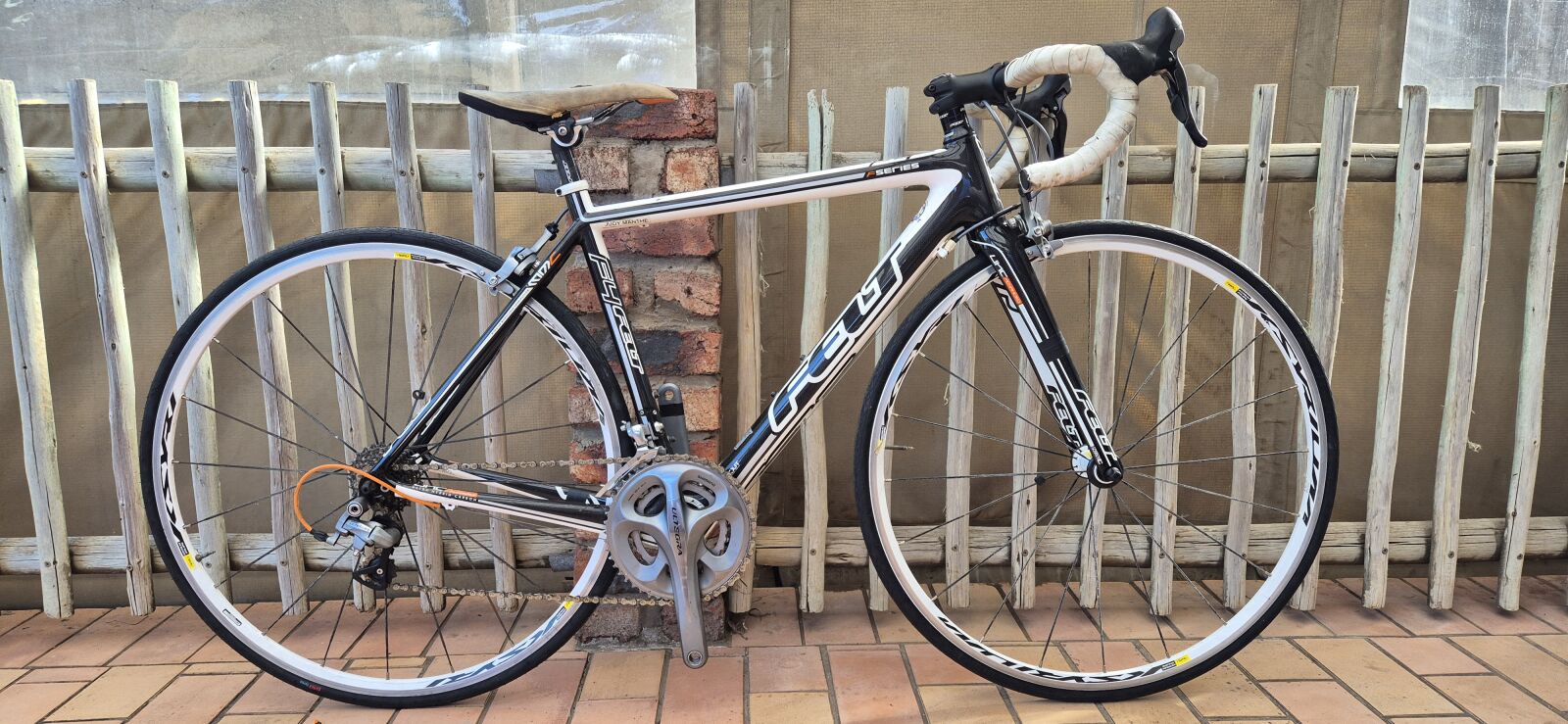 【ジャンク】FELT F4 カーボン ULTEGRA SL 引取限定 Felt F4 Carbon (51cm) | Road Bikes | Bike Hub