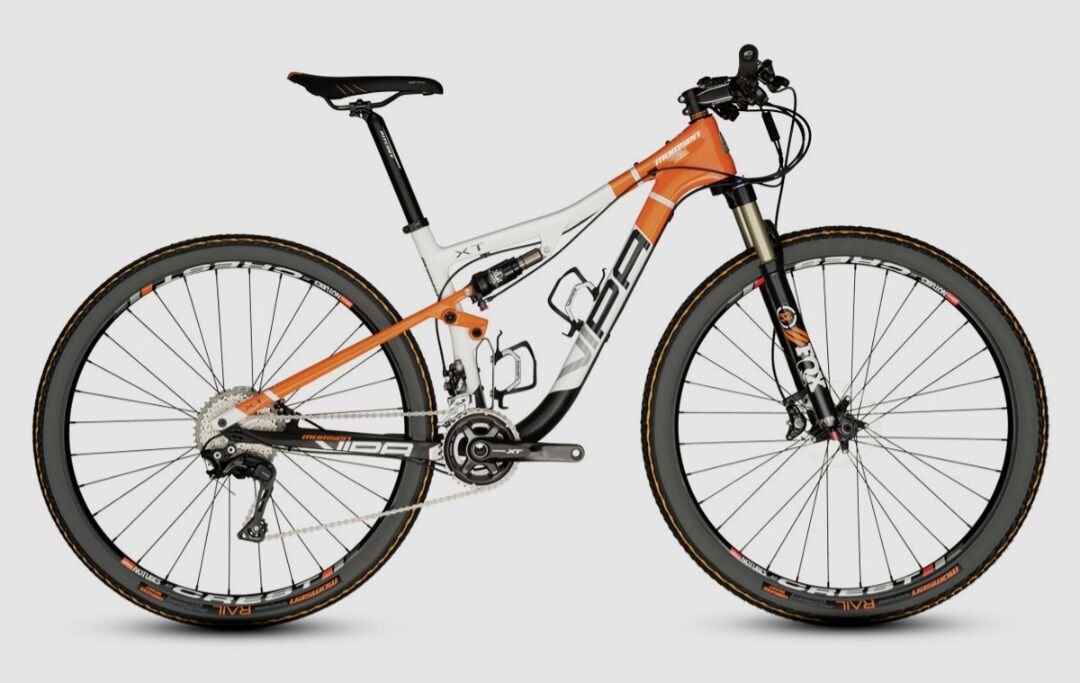 2016 Momsen VIPA XT | Dual Suspension Mountain Bikes | Bike Hub