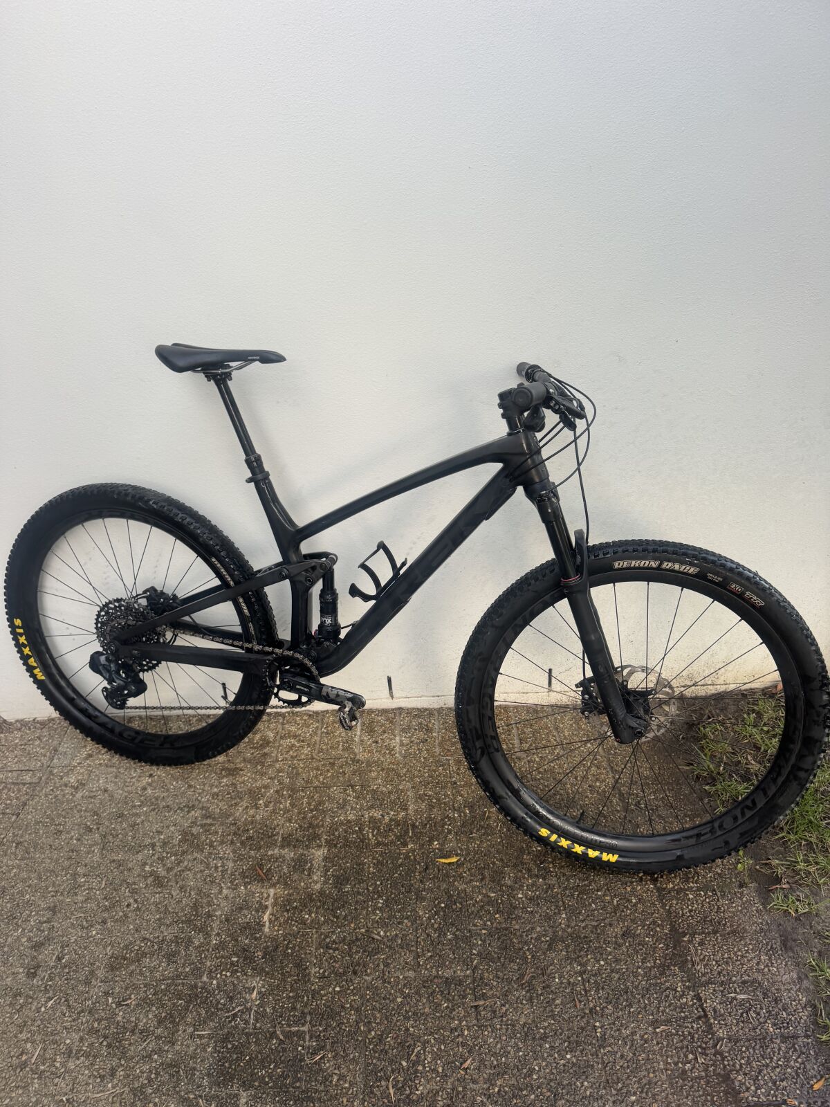 Trek Top Fuel 9.8 GX AXS - Size Large | Dual Suspension Mountain