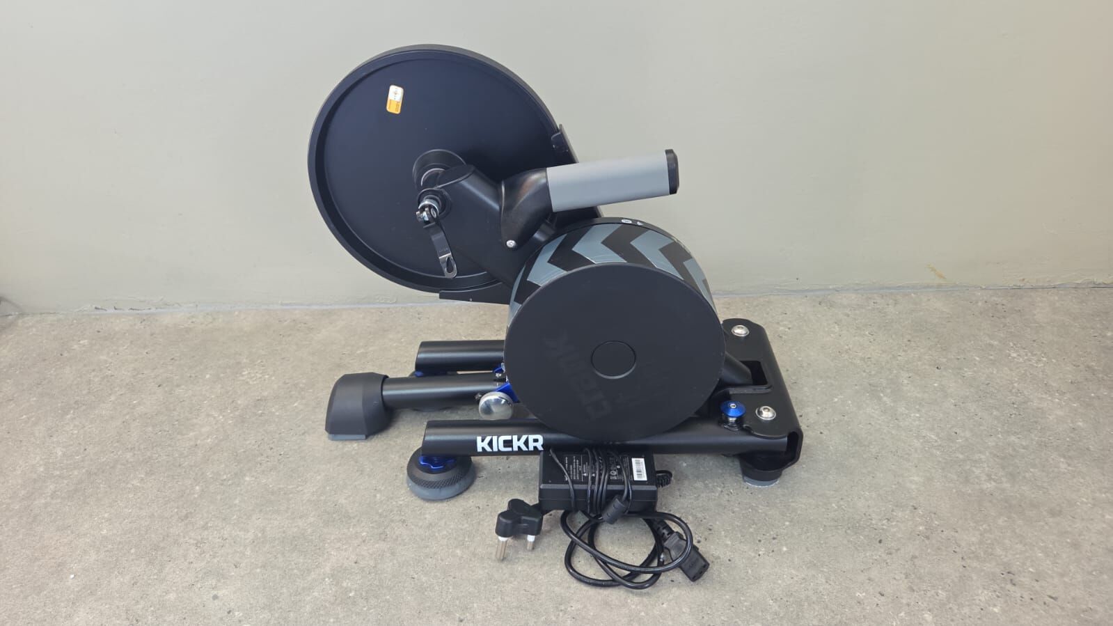 Wahoo KICKR V6 | Indoor Trainers & Accessories | Bike Hub