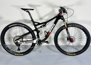 CARBON MOMSEN VIPA, HOPE, XT, FOX | Dual Suspension Mountain Bikes
