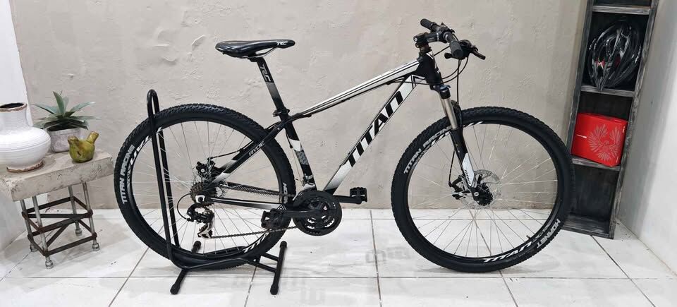 Titan Ryde 29R MTB S | Hardtail Mountain Bikes | Bike Hub