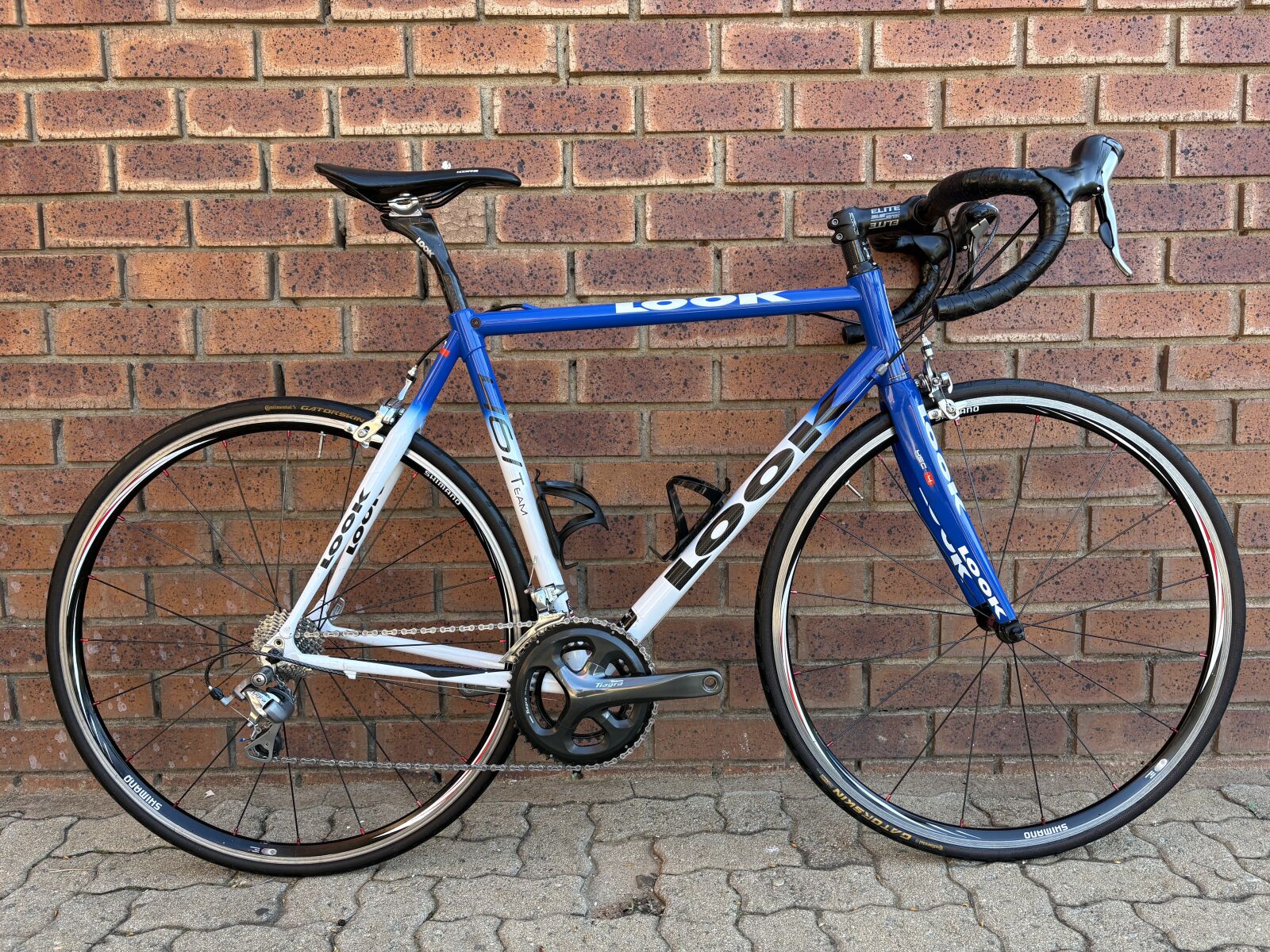 自転車本体 LOOK 461 HR Carbon - 55cm- Campagnolo LOOK 461 HR Carbon - 55cm- Campagnolo 【公式通販】
