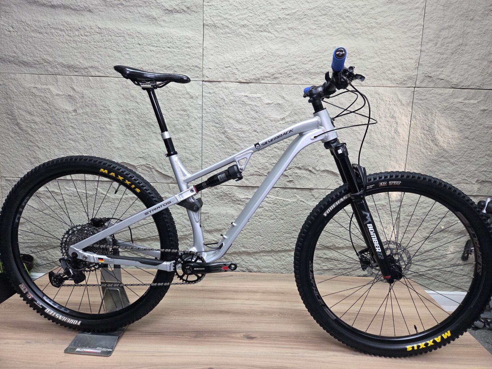 Silverback Stratos AL Pro (L) **SX-12SPD-DROPPER** | Dual