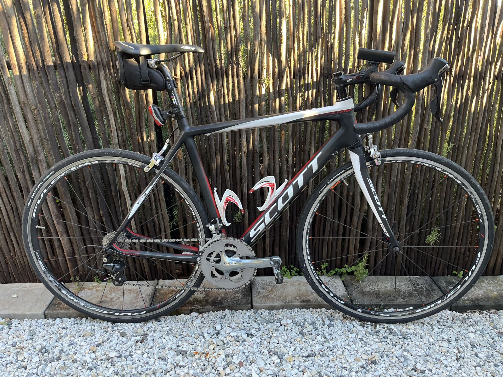 Scott CR1 Medium | Road Bikes | Bike Hub