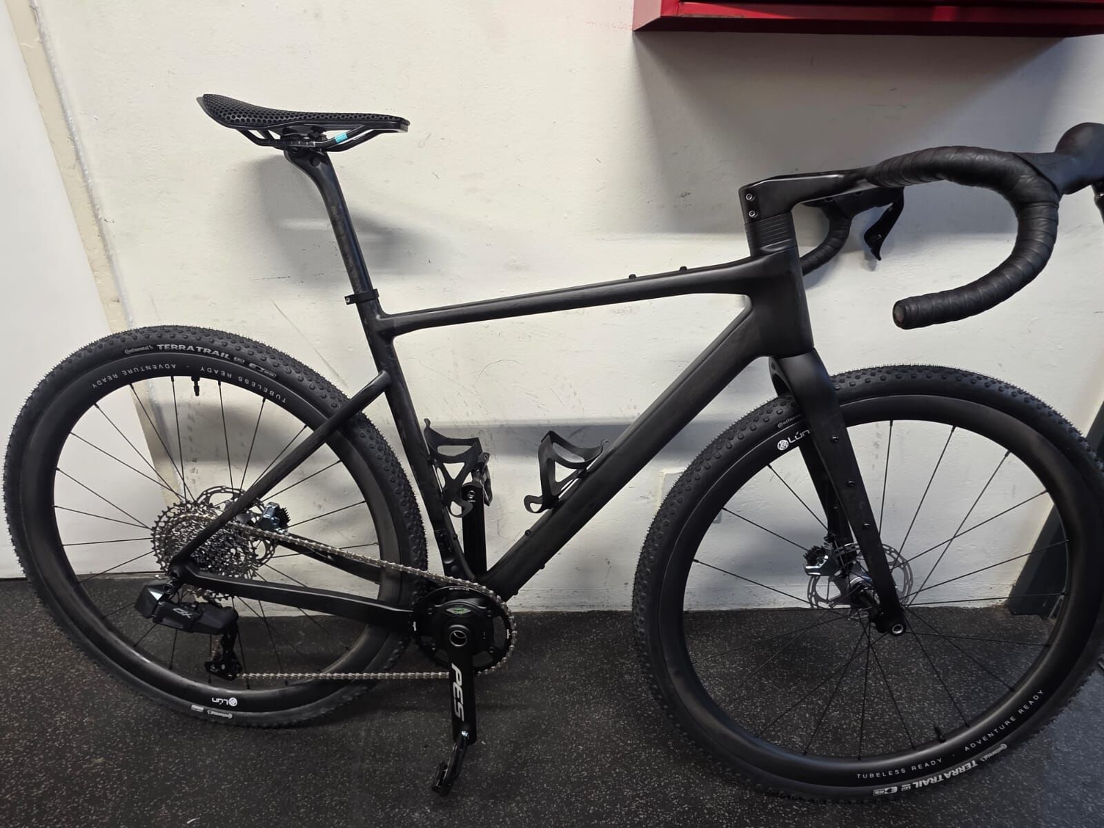 Carbon Gravel Bike | Gravel Bikes | Bike Hub