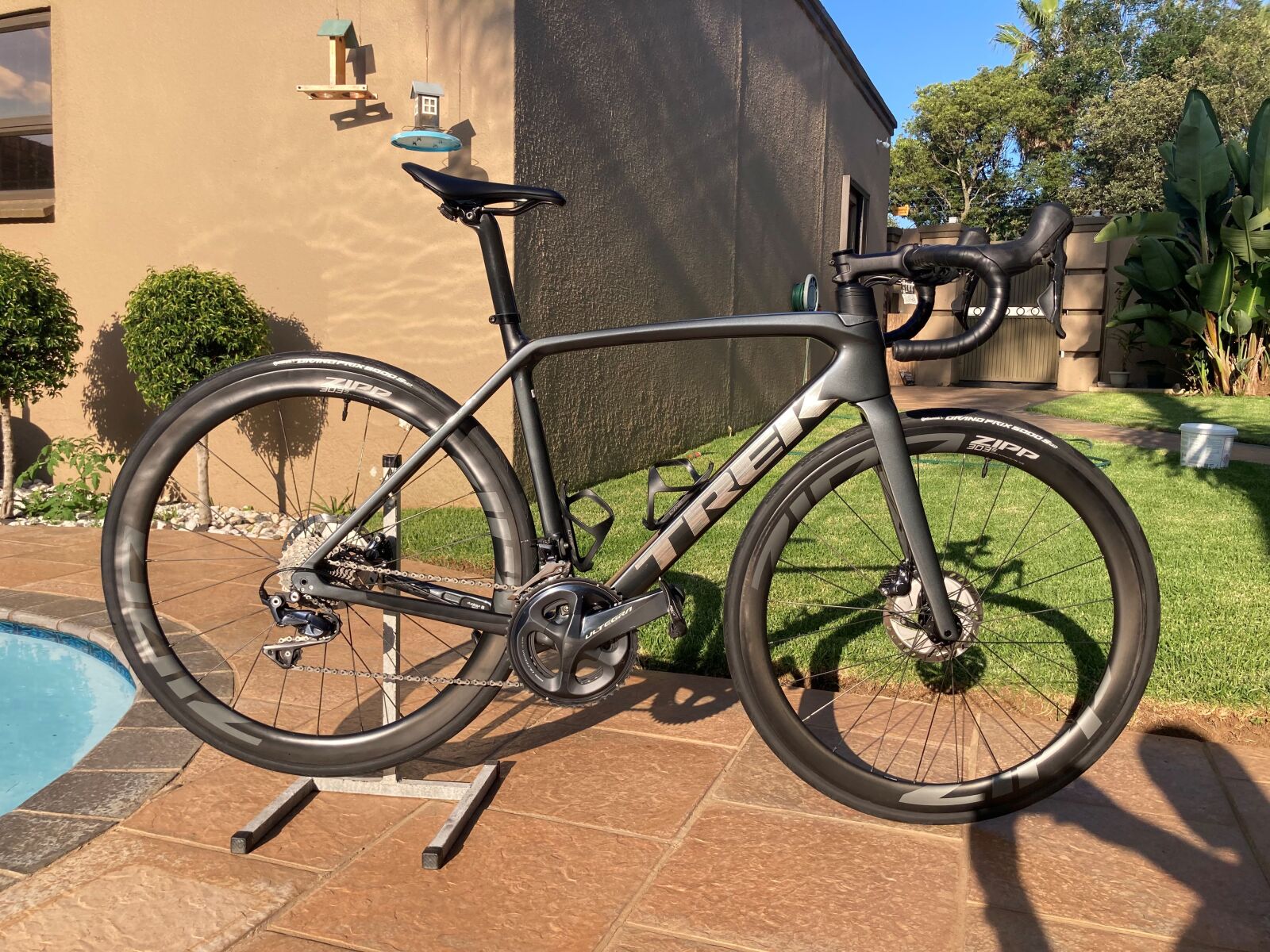 Trek Emonda SL6 Pro | Road Bikes | Bike Hub