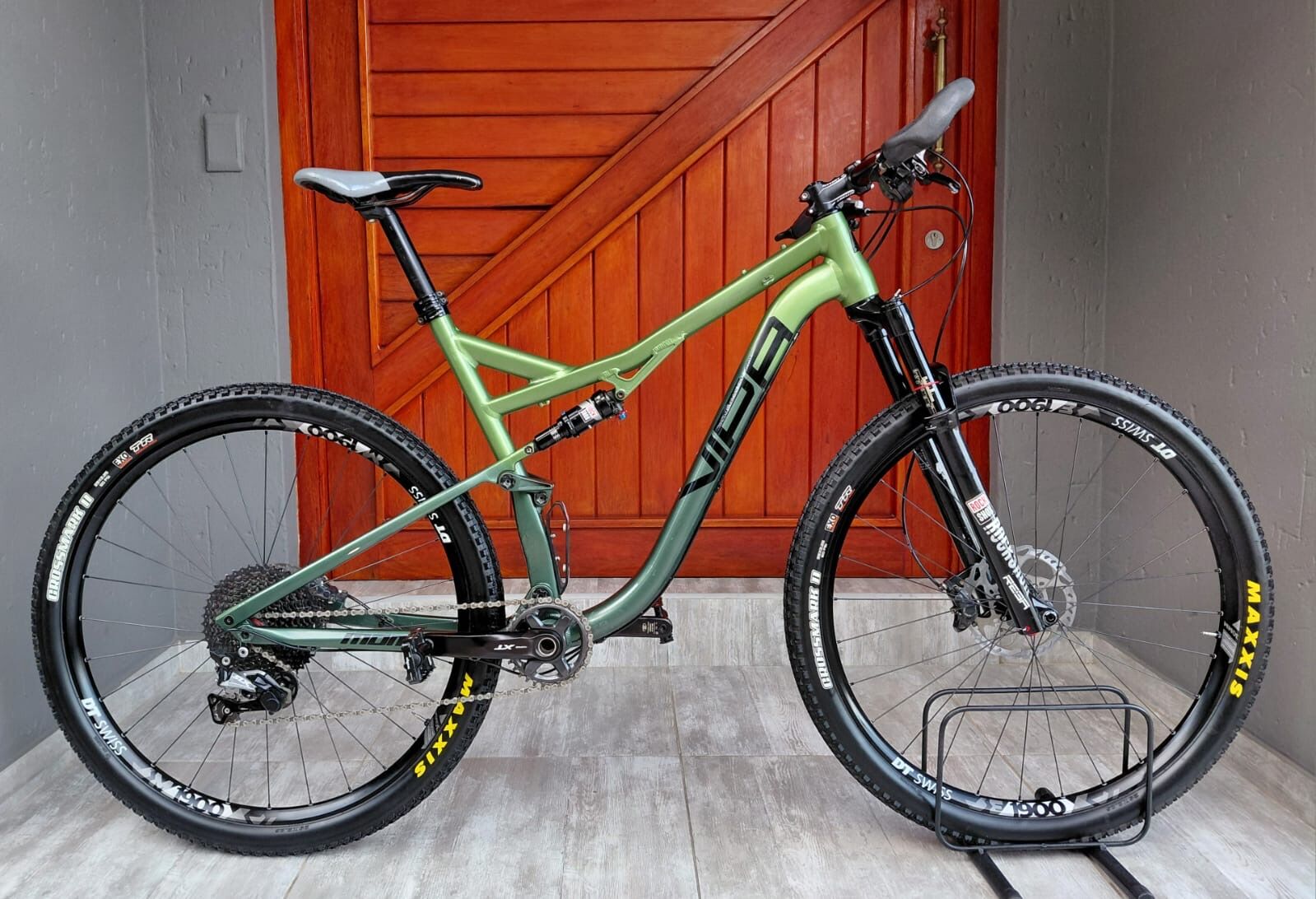 Momsen Vipa | Dual Suspension Mountain Bikes | Bike Hub Momsen Vipa | Dual Suspension Mountain Bikes | Bike Hub