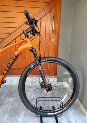 Trek Superfly 7 | Dual Suspension Mountain Bikes | Bike Hub