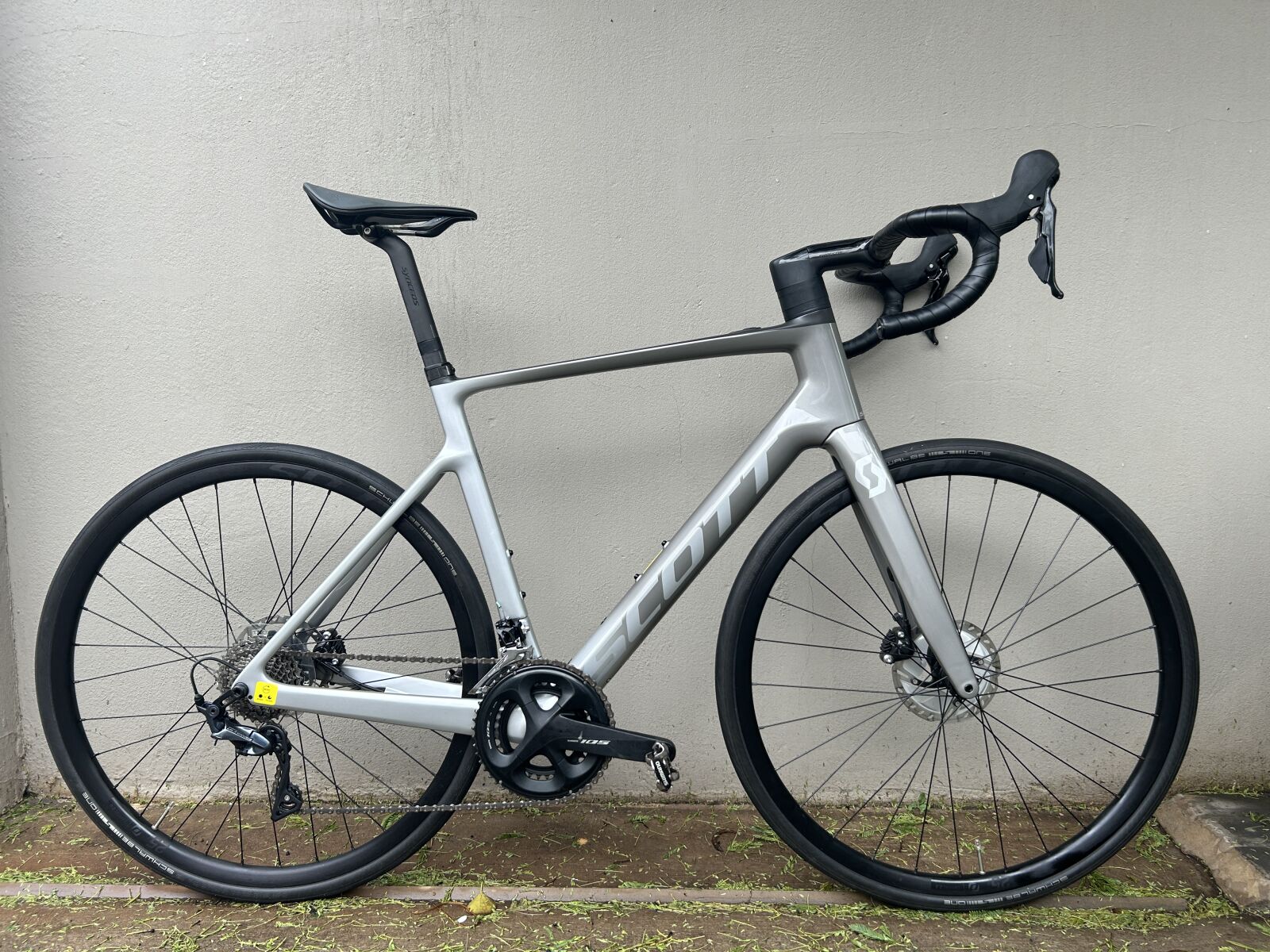 Scott Addict road e-ride 20, size 56 | Road E-Bikes | Bike Hub