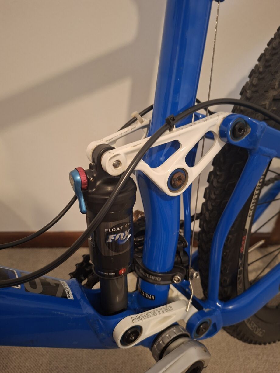 Giant Anthem X2 | Dual Suspension Mountain Bikes | Bike Hub