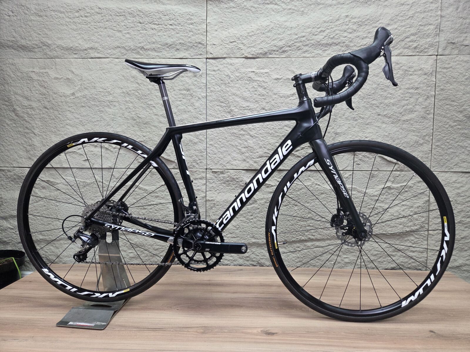 Cannondale SynapseSi (51cm) *ULTEGRA-11SPD-CARBON* | Road Bikes