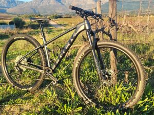 TREK X-CALIBER 8 (M) 2022 - 12SPD **Trail Ready** | Hardtail