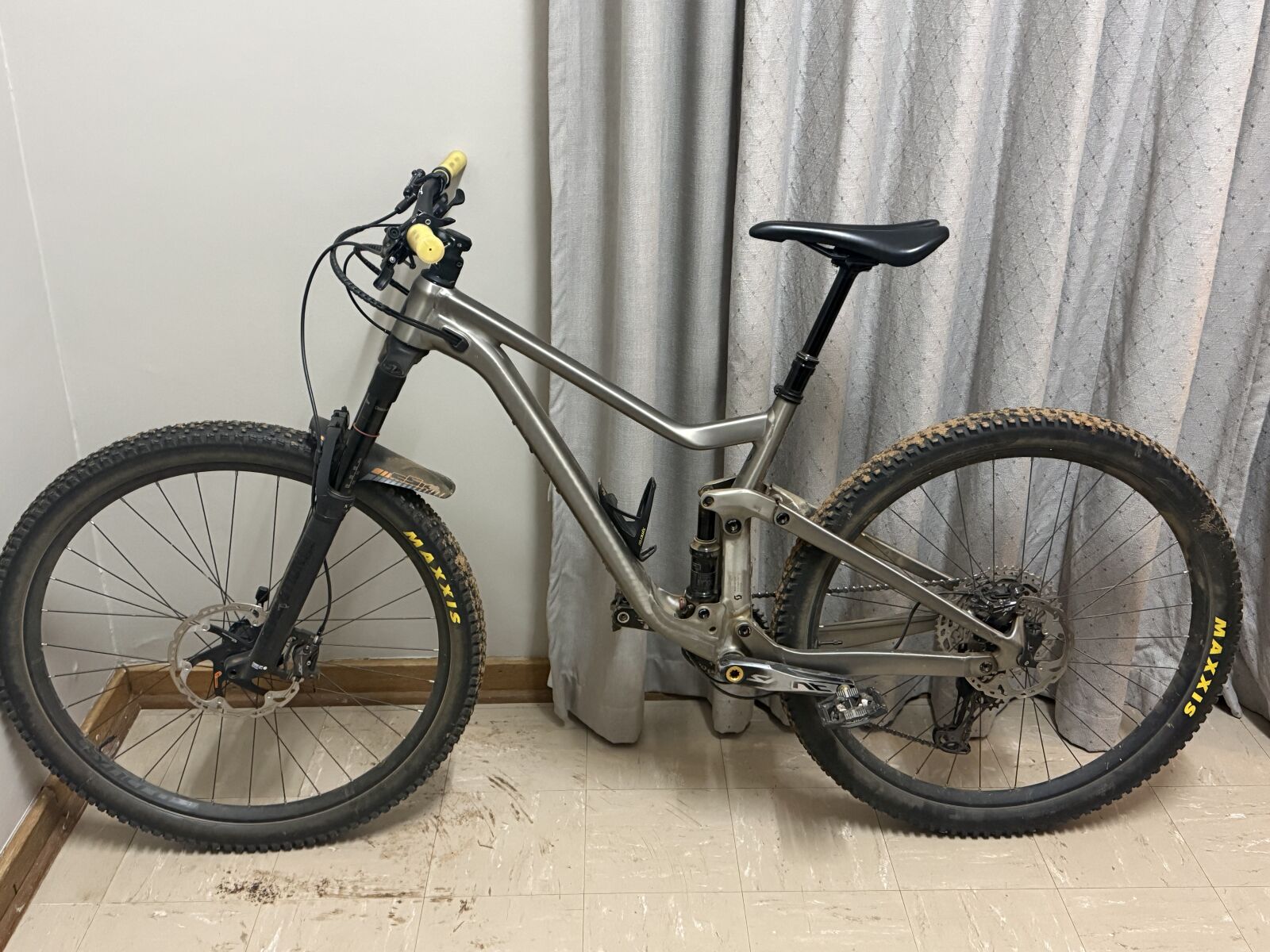 Upgraded Scott Genius 950 | Dual Suspension Mountain Bikes | Bike Hub