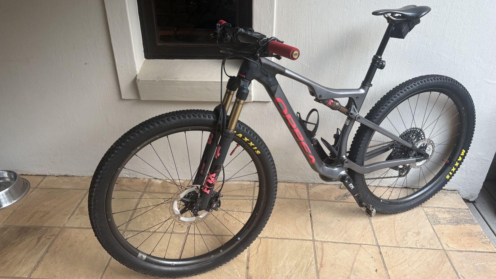 Orbea OIZ M-Pro with SRAM XX SL/Quarq Power Meter | Dual