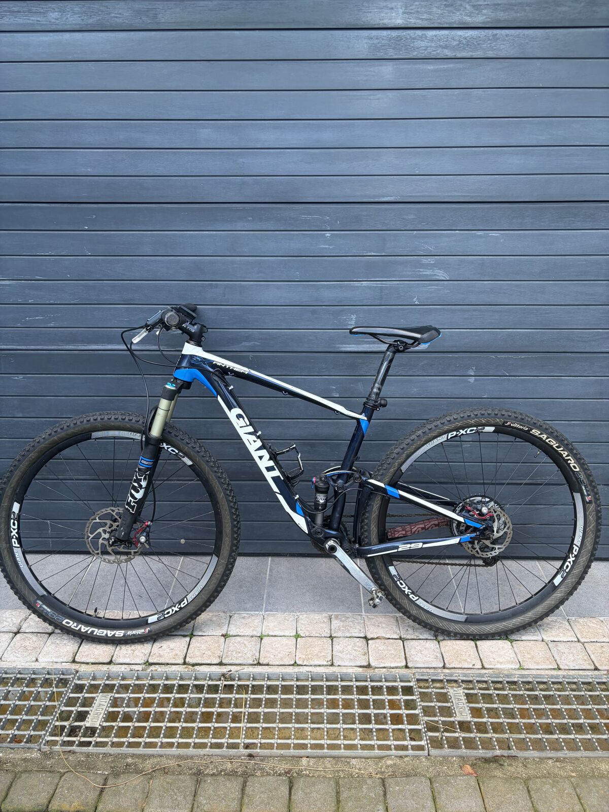 Giant Anthem Aluxx SL Fluidform | Dual Suspension Mountain Bikes