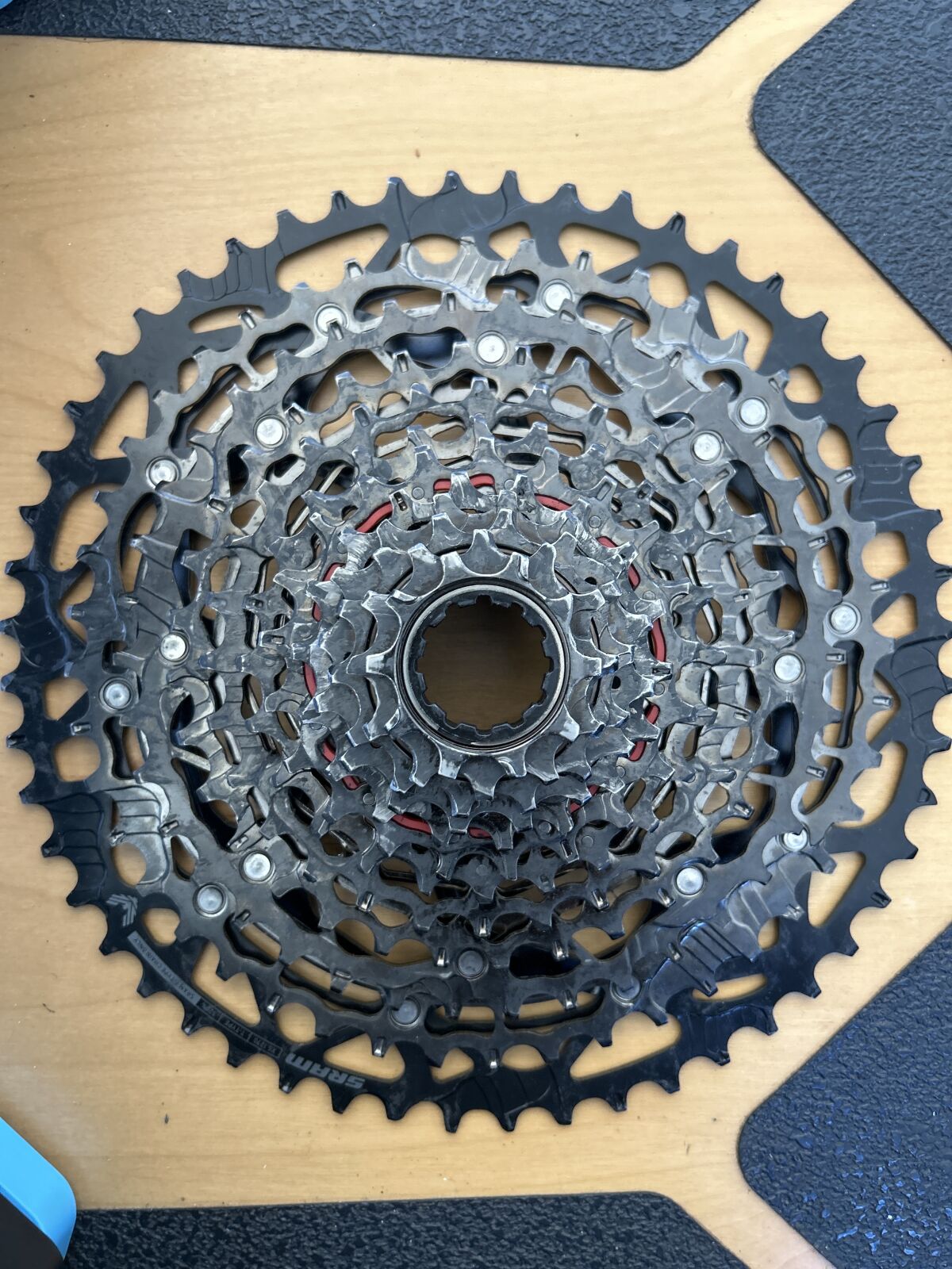 SRAM xs 1270 t-type 10-52 | Cassettes | Bike Hub