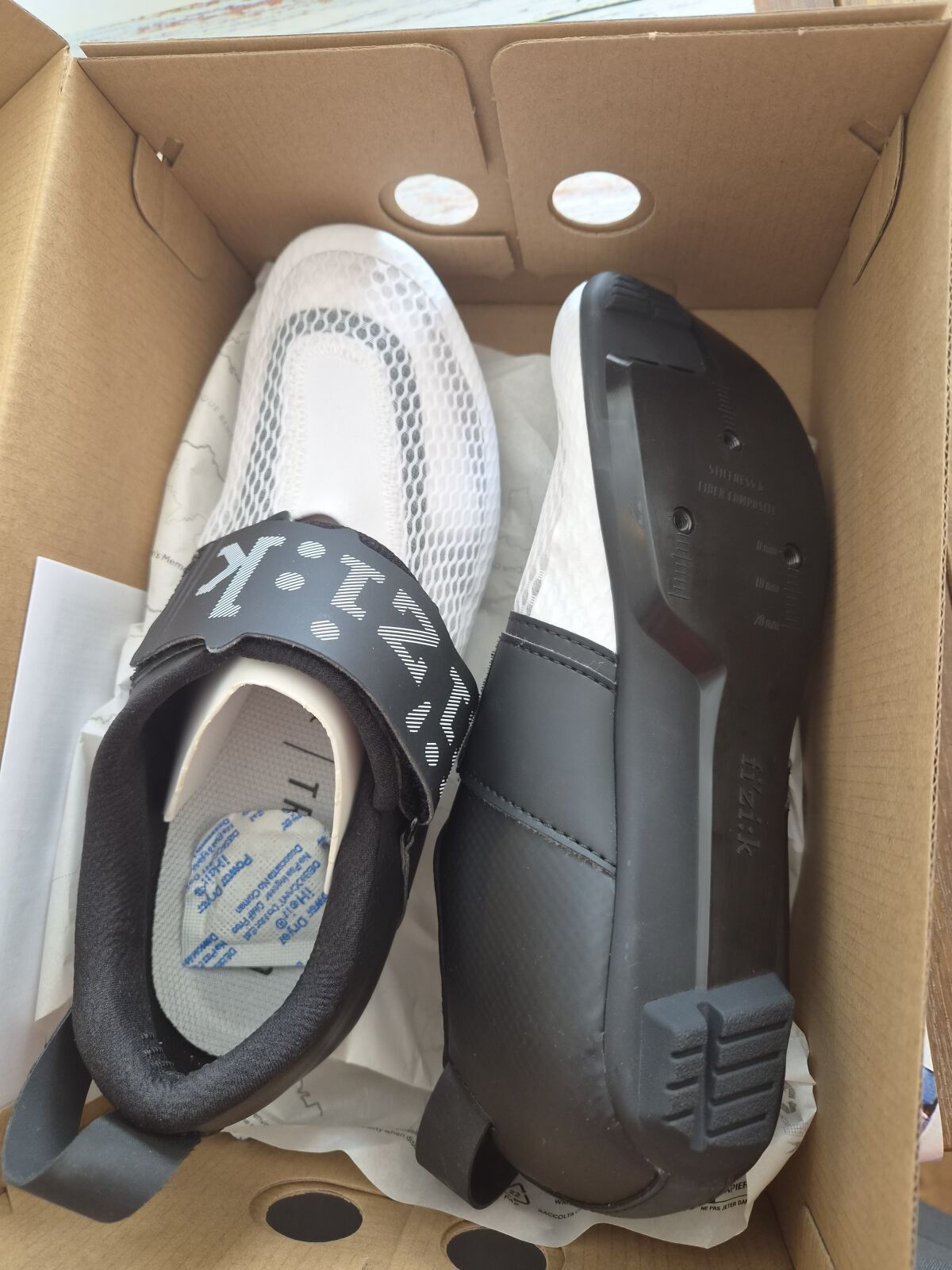 Fizik Transiro Hydra | Shoes | Bike Hub