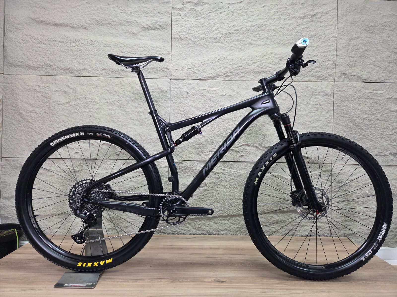 MERIDA 96 4000 (XL) **Carbon-12SPD-Rockshox** | Dual Suspension