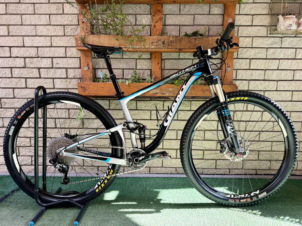 29ER (M) GIANT ANTHEM CARBON - 1x11/DROPPER | Dual Suspension