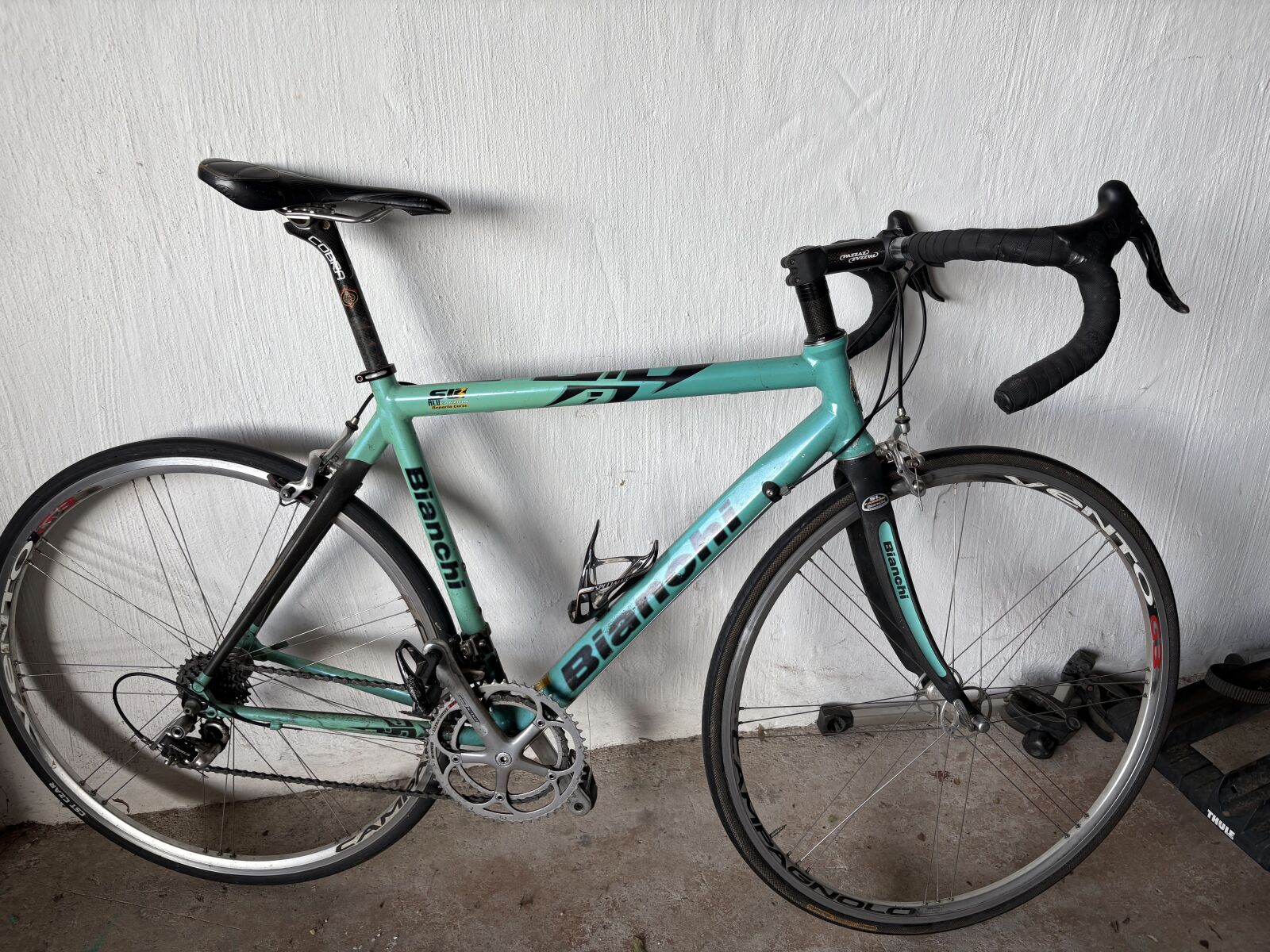 54cm bianchi road bike * Damaged* Oltre XR1 Carbon Rim Brake Frameset Oltre Shimano 105 electric bike has been constructed by Bianchis staff Bianchi E-Oltre 2025 - Shimano