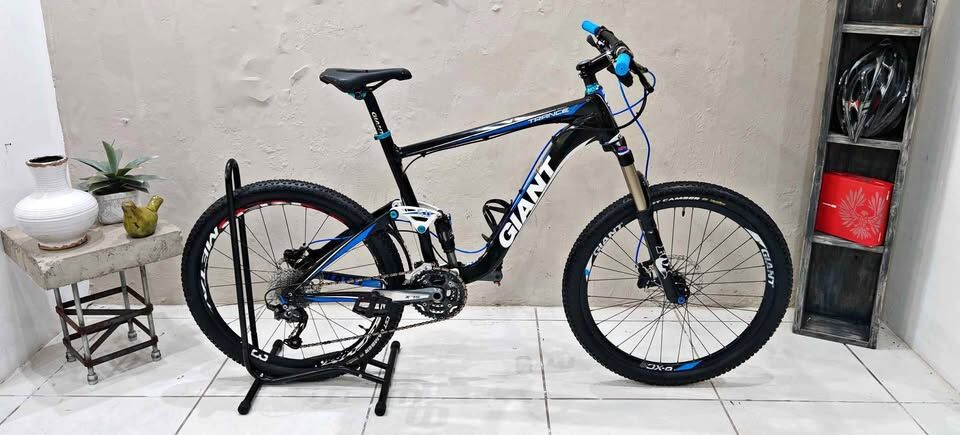 Giant Trance X 26er MTB L | Dual Suspension Mountain Bikes | Bike Hub