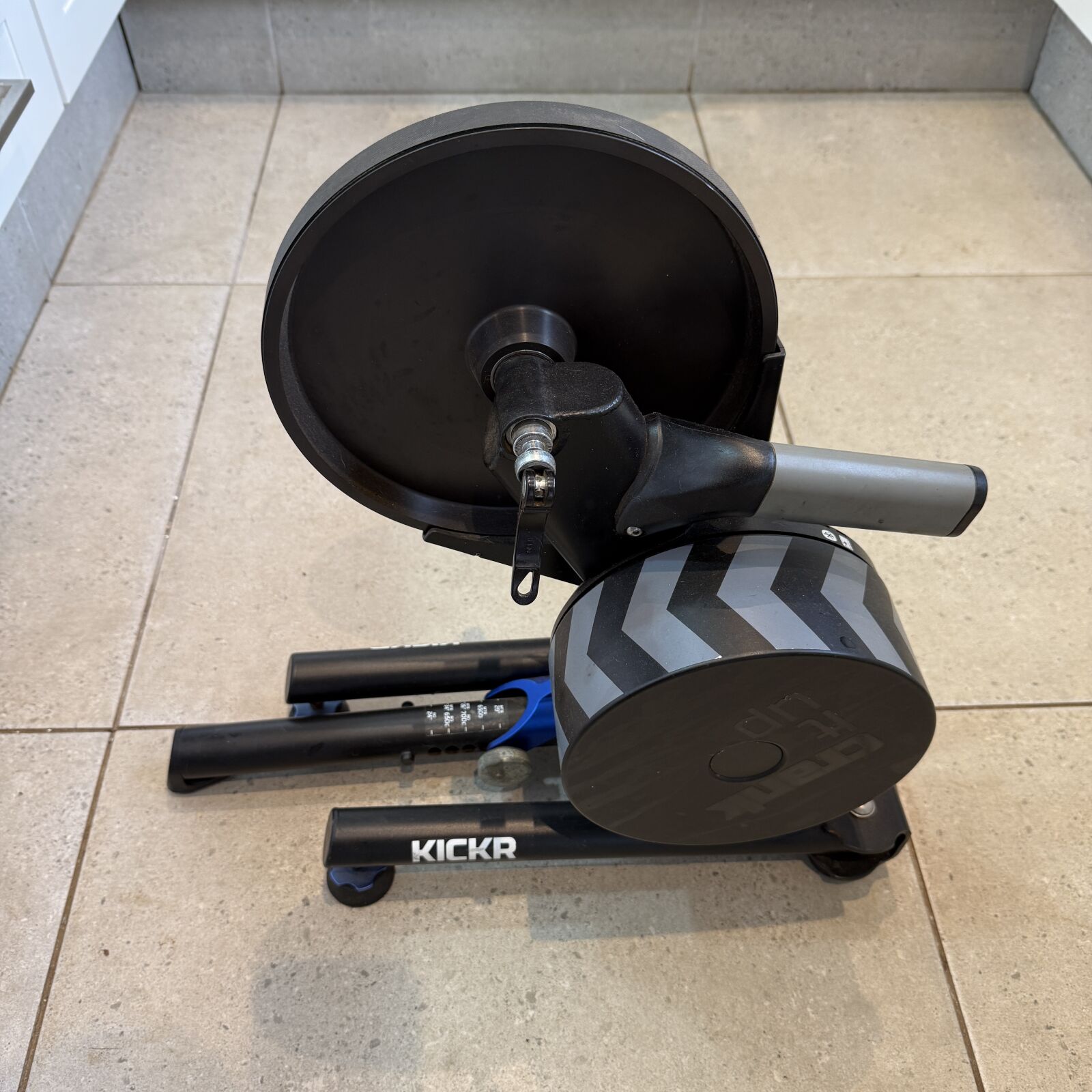 Kickr V4 | Indoor Trainers & Accessories | Bike Hub