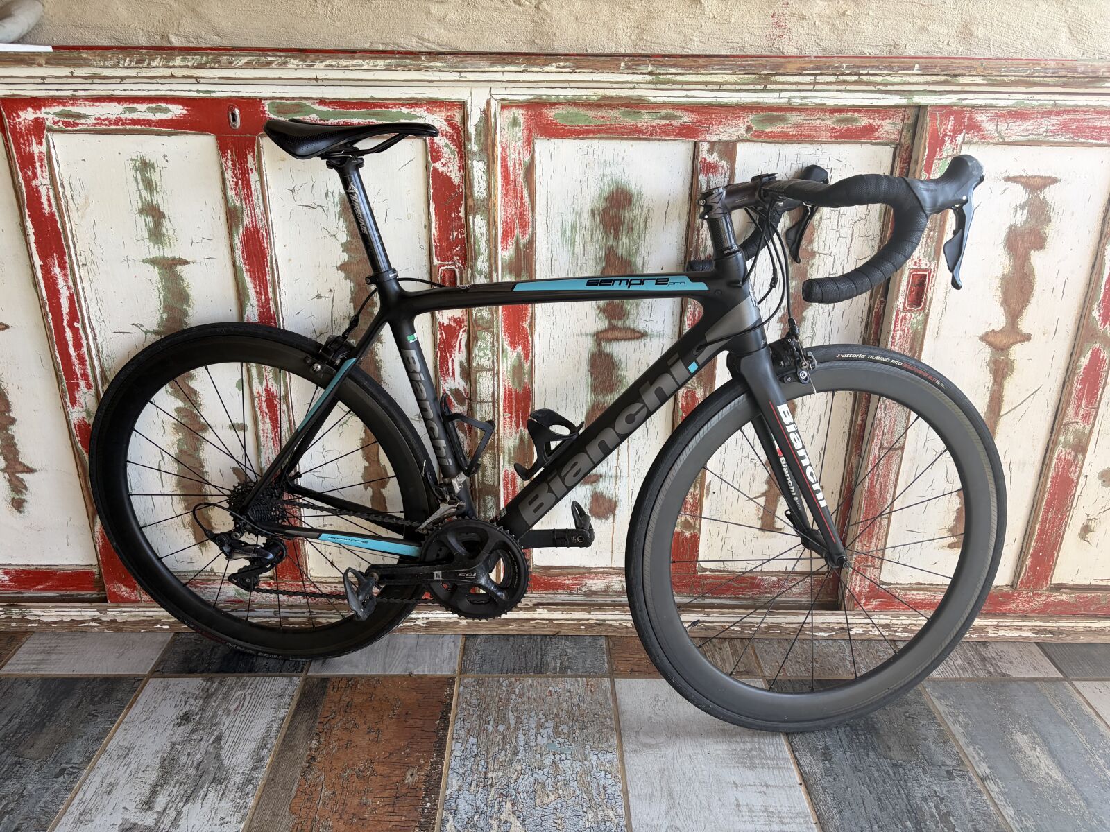 Bianchi Sempre pro | Road Bikes | Bike Hub